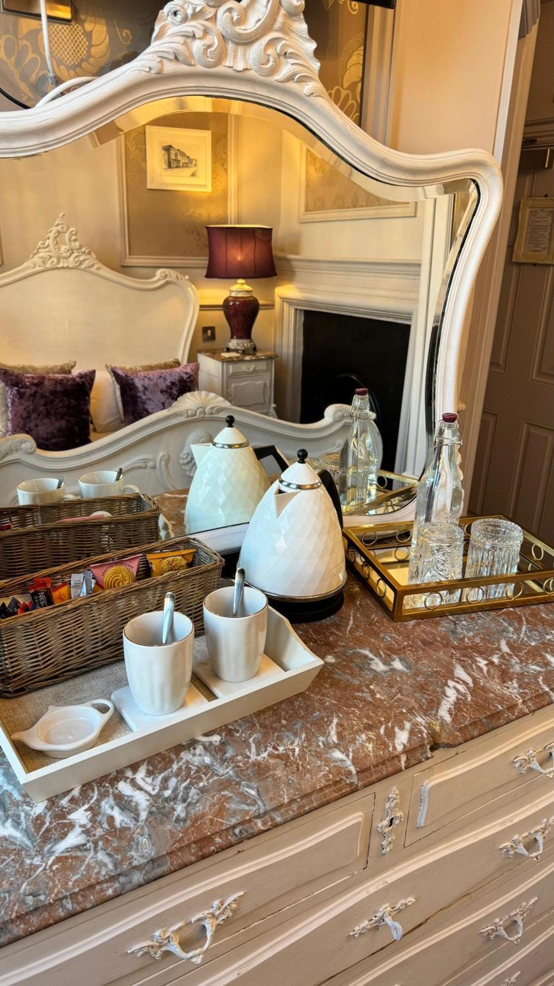 No64 The Boutique Hotel Западен Молинг Екстериор снимка