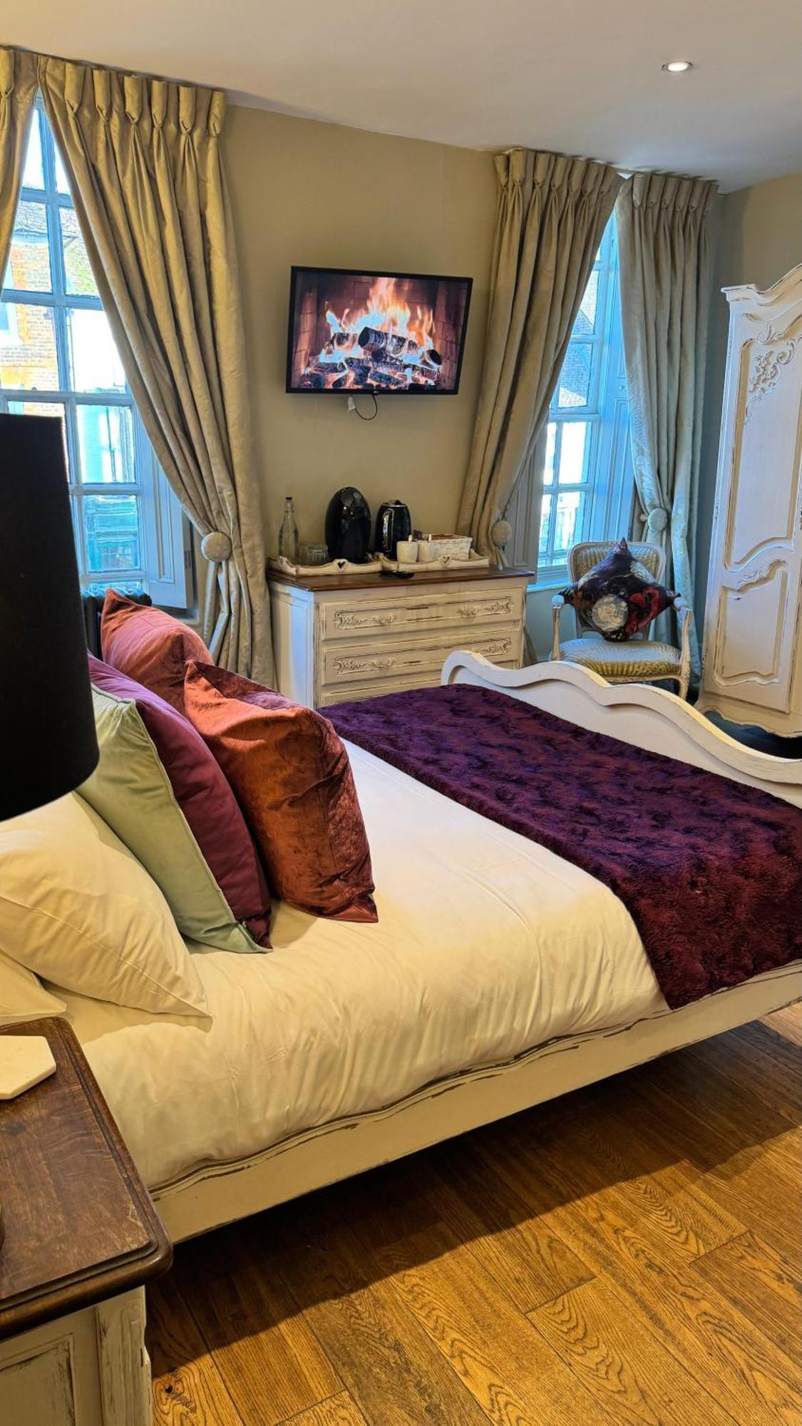 No64 The Boutique Hotel Западен Молинг Екстериор снимка