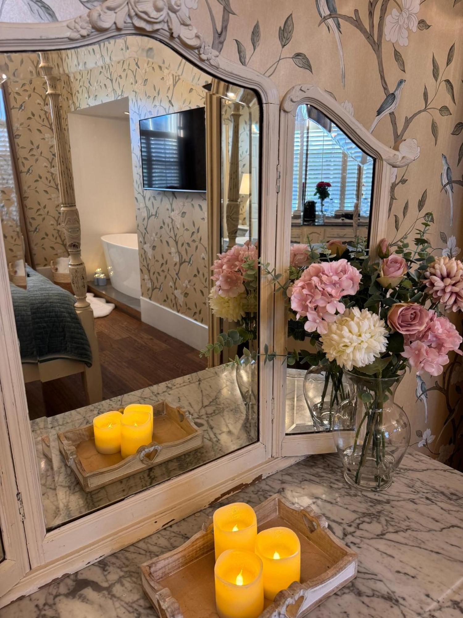 No64 The Boutique Hotel Западен Молинг Екстериор снимка